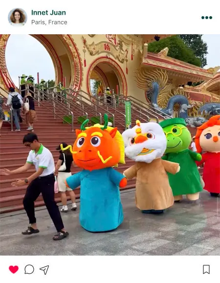 Khach hang suối tiên