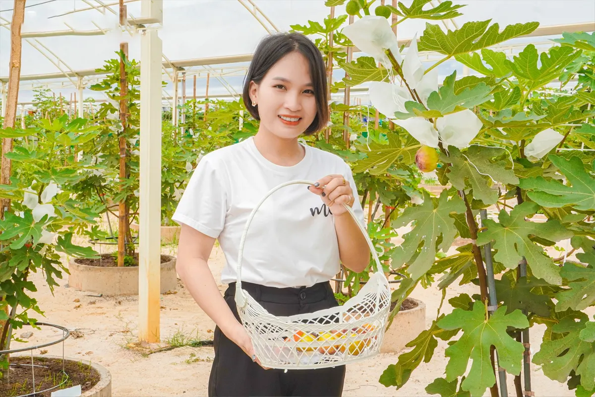 Khu du lich suoi tien