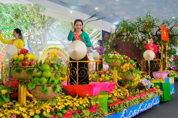 Lễ hội trái cây Suối Tiên